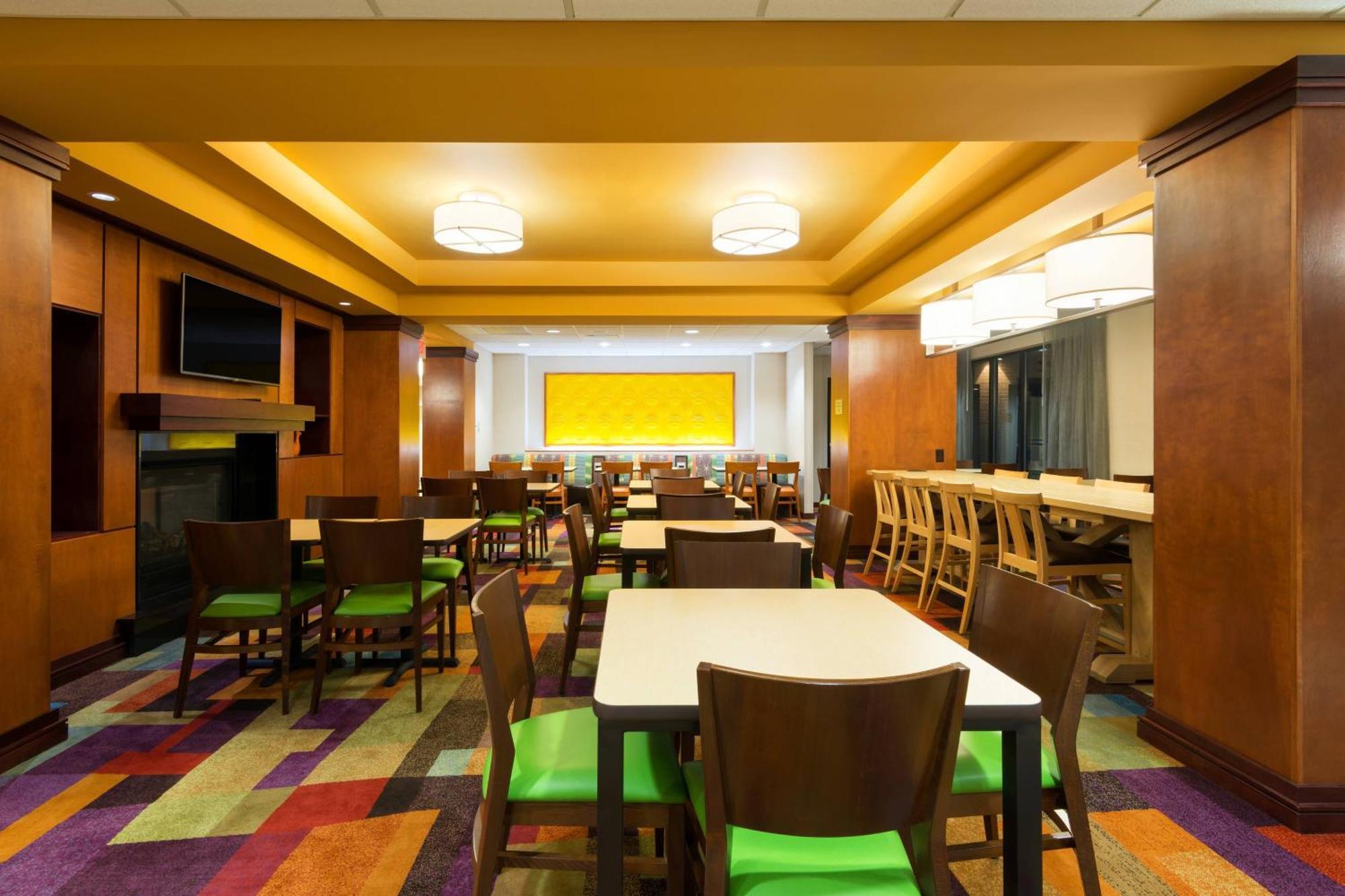 Fairfield Inn & Suites Louisville Downtown Zewnętrze zdjęcie